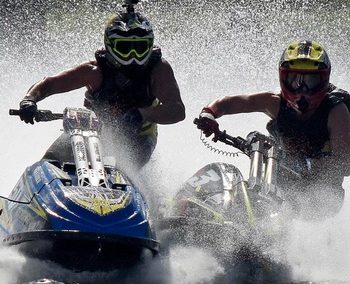 >Πιο κοντά δεν γίνεται