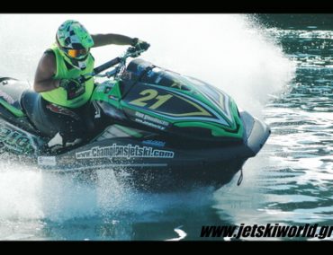 >10 Έλληνες αναβάτες στο Akropolis Jet Raid