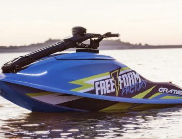 Electrik stand up by Freeform