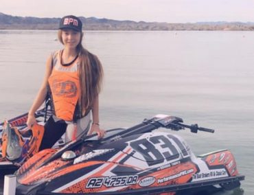 Τριο γυναικών στο Mark Hahn 300