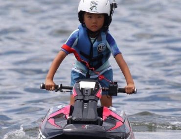 Subaru Ogino demonstrates electric powered Ninja